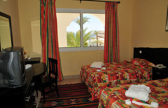 Dessole Nesco Waves Hotel Шарм ел-Шейх Екстериор снимка